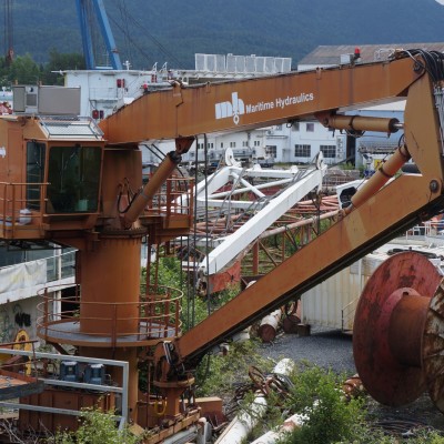 Offshore Pipe Handling Crane