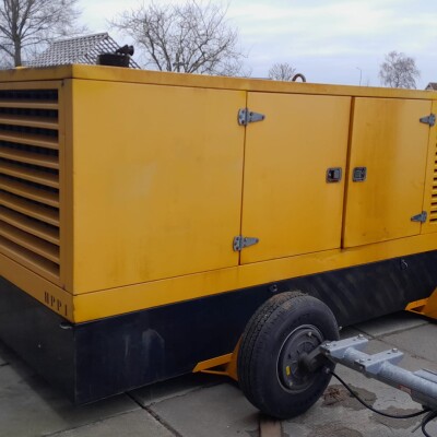 3 pieces Diesel / Hydraulic Powerpacks 280kW