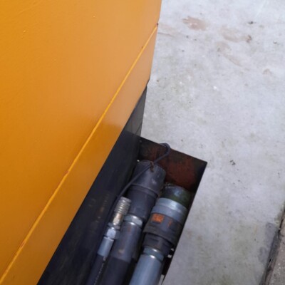 3 pieces Diesel / Hydraulic Powerpacks 280kW-11