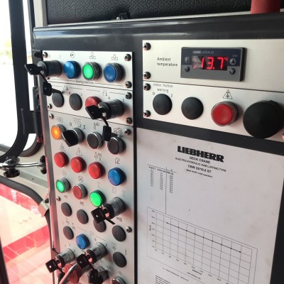 Liebherr Deck Cargo Crane 25T @ 20 mtr (RESERVED)-5