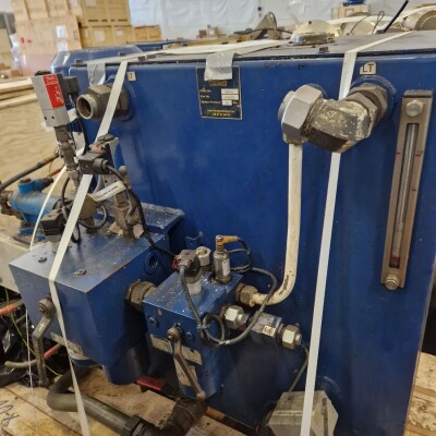 BERG PROPULSION HYDRAULIC TANK UNITS-2