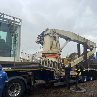 Palfinger PK700T Pipehandler Crane