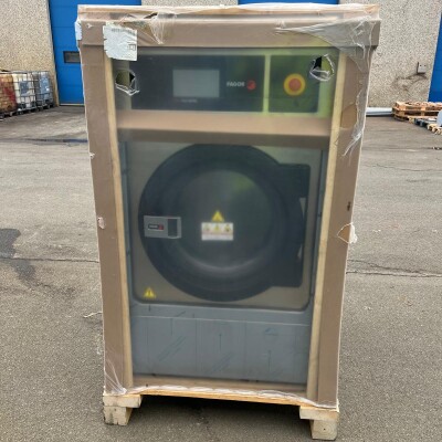 Industrial washing machine & thumble dryer-5