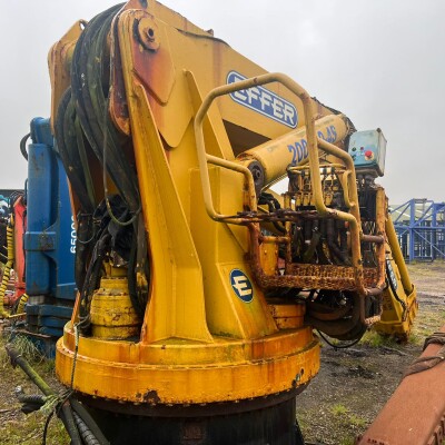 Effer 180000/3S offshore crane-3