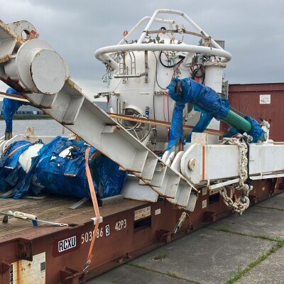 A frame with 7,9T capacity for diving bell launch (LARS)