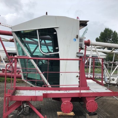 Liebherr Pedestal Mounted Offshore crane MTC 2600-100D Litronic with 100T Capacity-2