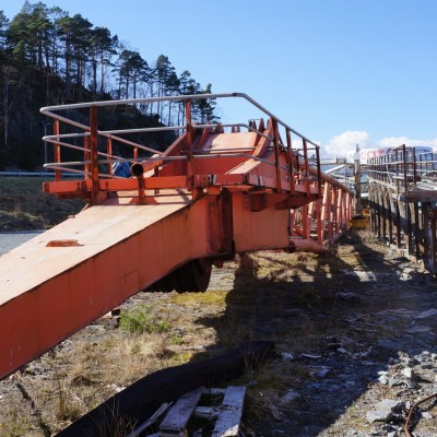 High lift fly jib used on a sheerleg.