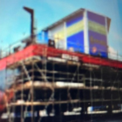 300ft Deck barge (91.5 m X 27.5 m)