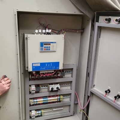 Soft starter cabinet