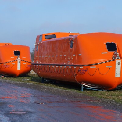 WANTED – Totally Enclosed Lifeboat (10 m and above)