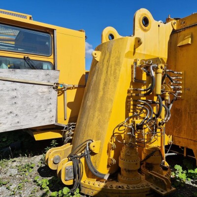 Dreggen pedestal crane-5