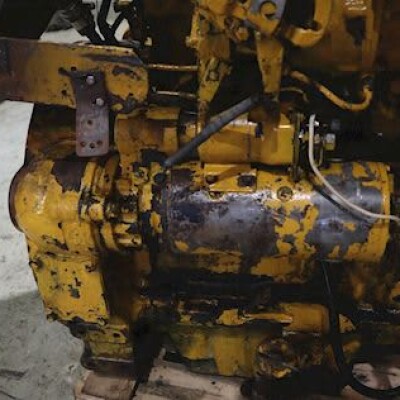 Caterpillar D 333 engine-2